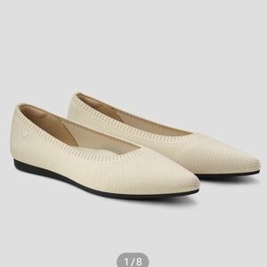 Vivaia Pointed-Toe Ballet Flats (Aria 5°)- 40